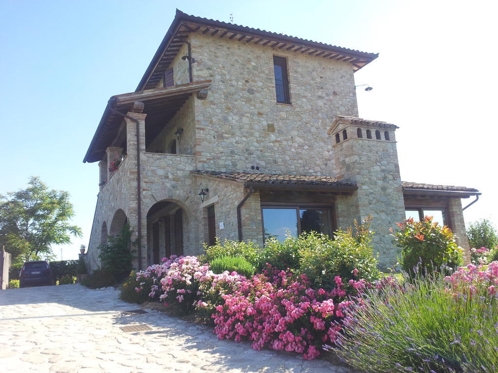 Agriturismo La Torraccia Todi Buitenkant foto