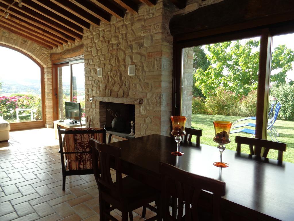 Agriturismo La Torraccia Todi Buitenkant foto