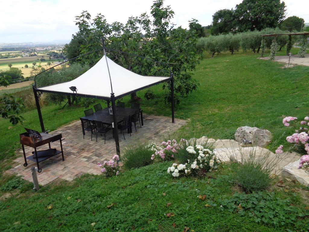 Agriturismo La Torraccia Todi Buitenkant foto