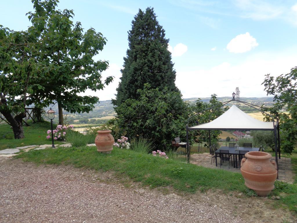 Agriturismo La Torraccia Todi Buitenkant foto