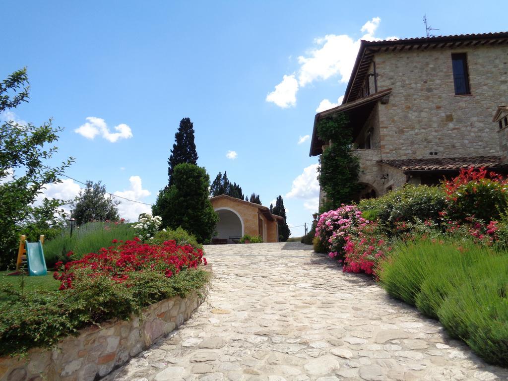 Agriturismo La Torraccia Todi Buitenkant foto